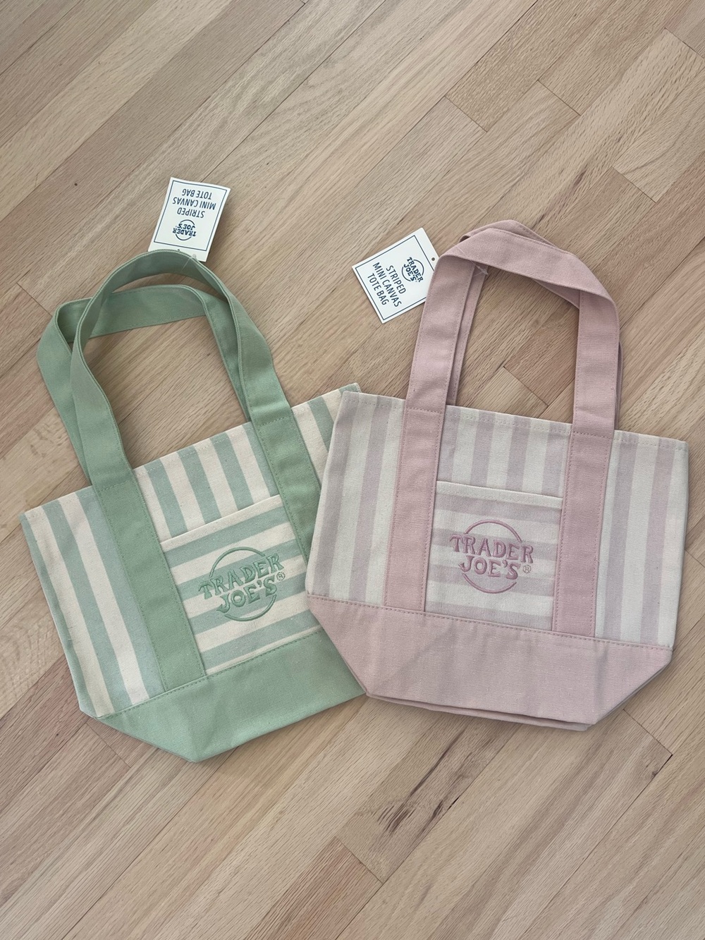 Free Shipping NWT Viral TRADER JOE’s 2026 Summer Stripes Canvas Tote Bags